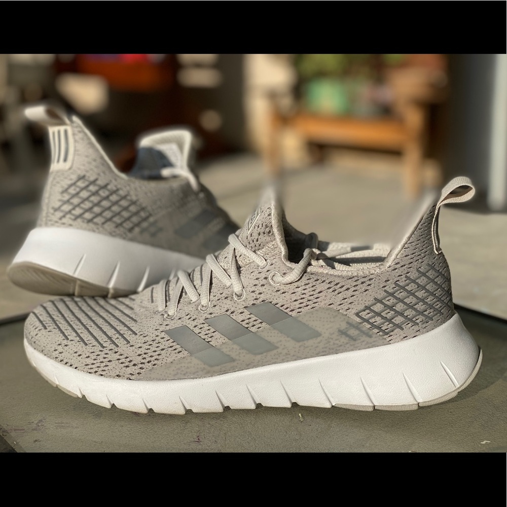 Men’s adidas cloudfoam shoes
